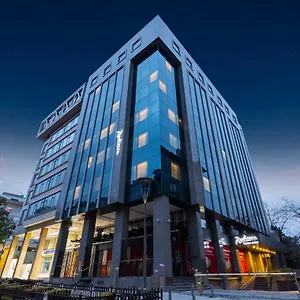 Radisson Harbiye فندق